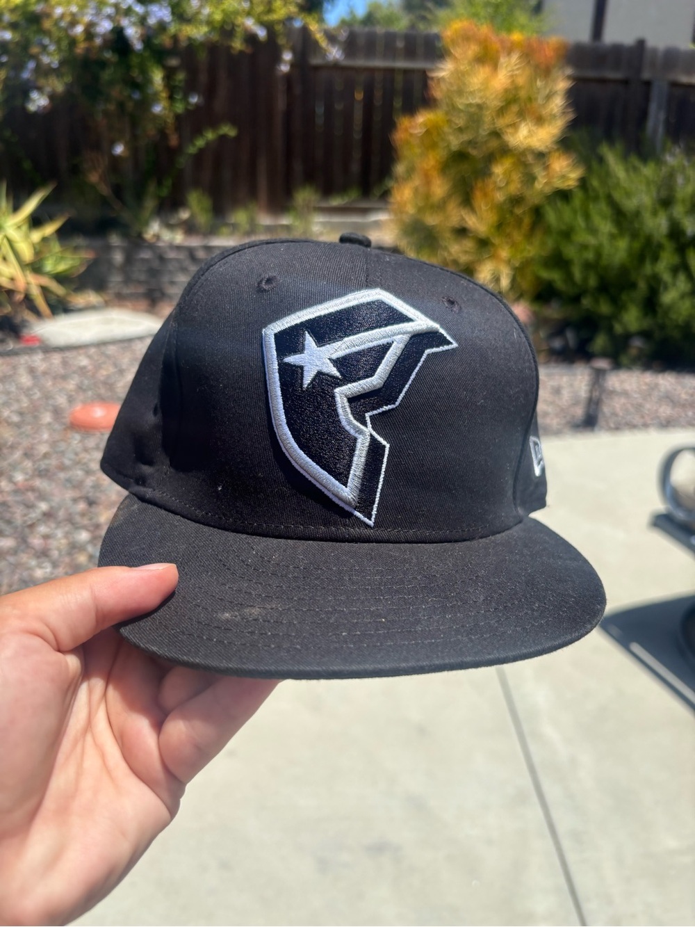 Hat - Picture 2 of 5